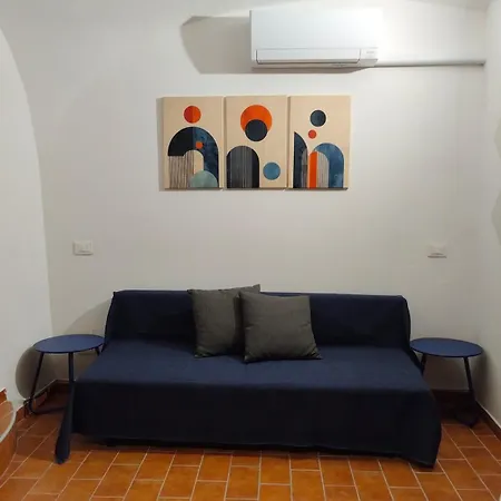 La Petite Maison Nel Cuore Di Apartament *